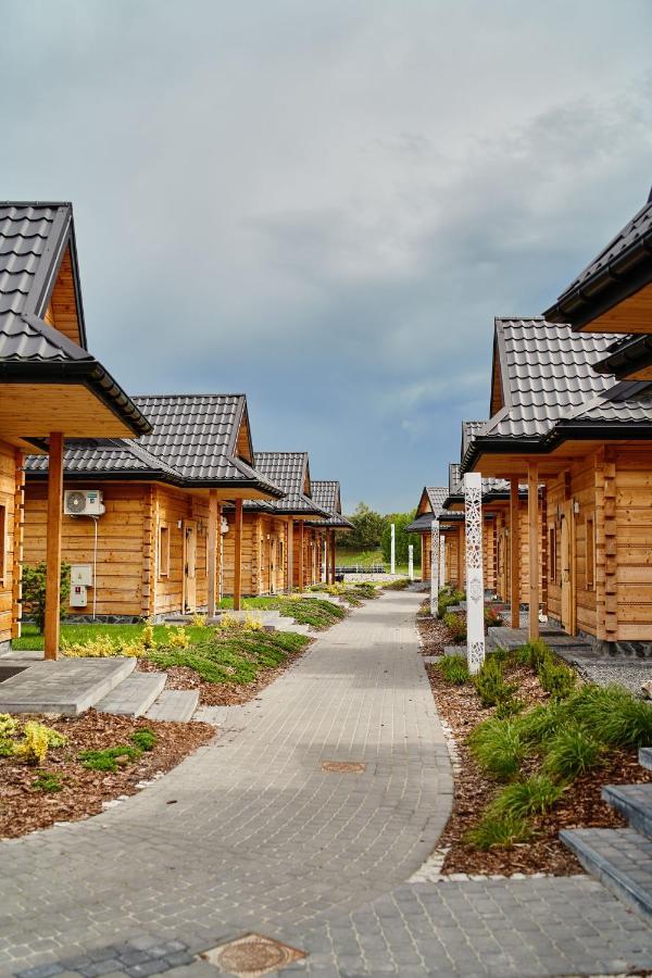 Domki Osada Bacowka Radawa & Spa Buitenkant foto
