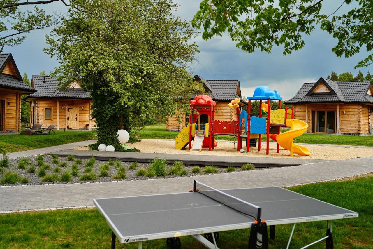 Domki Osada Bacowka Radawa & Spa Buitenkant foto